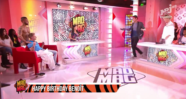 Mad mag (audience 11 avril) : un strip-teaseur pour l’anniversaire de Benoit Dubois et 337 000 téléspectateurs