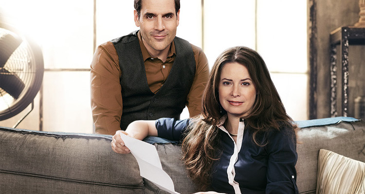 L’amour c’est compliqué (M6) : Holly Marie Combs (Charmed, Pretty Little Liars) sous le charme de Ben Bass (Rookie Blue)