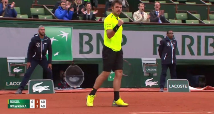 Roland Garros : France 2 échappe à la pluie, Wawrinka se fait très peur