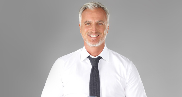 David Ginola (Euro 2016, M6) : « Si l’équipe de France réussit le pari de gagner l’Euro, ce sera magique »