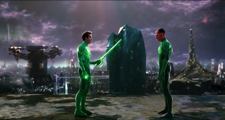 The Dark Knight / Green Lantern : les super-héros de DC Comics prêts à gagner le combat sur TF1