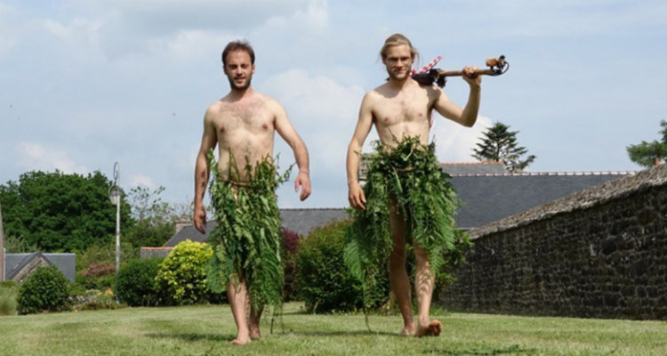 Nus et culottés : Nans Thomassey et Mouts (Guillaume Mouton) à la découverte de l’Autriche, la Sicile et l’Irlande