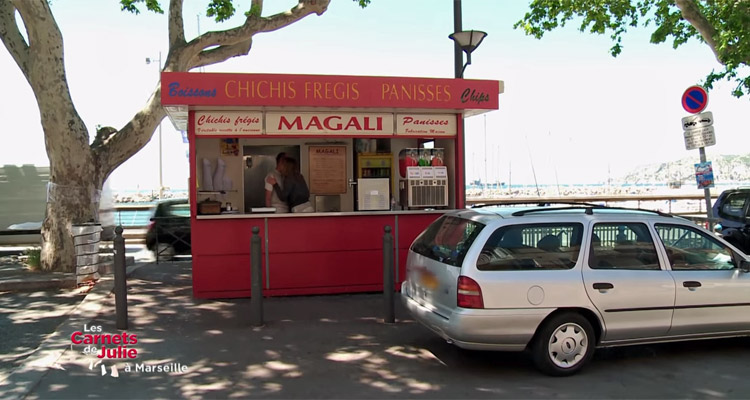 Les carnets de Julie à Marseille : la plage des Corbières, le chichi frégi et les jambinettes de poulpe