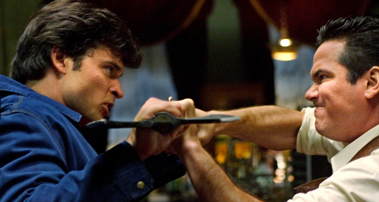 Smallville : Quand Tom Welling regonfle NRJ12 et double les filles de 2 broke girls