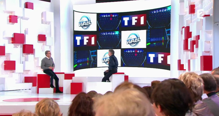 Vivement la télé : Christophe Dechavanne fait la promotion de The Wall, audiences en berne, France 2 battue par C8 Vivement la télé : Christophe Dechavanne fait la promotion de The Wall, audiences en berne, France 2 battue par C8
