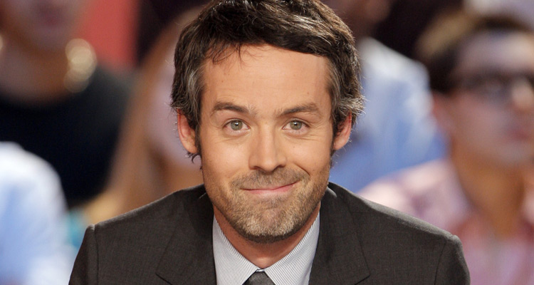 Quotidien Express : Yann Barthès touche une partie du public de The Voice chaque samedi sur TF1 Quotidien Express : Yann Barthès touche une partie du public de The Voice chaque samedi sur TF1