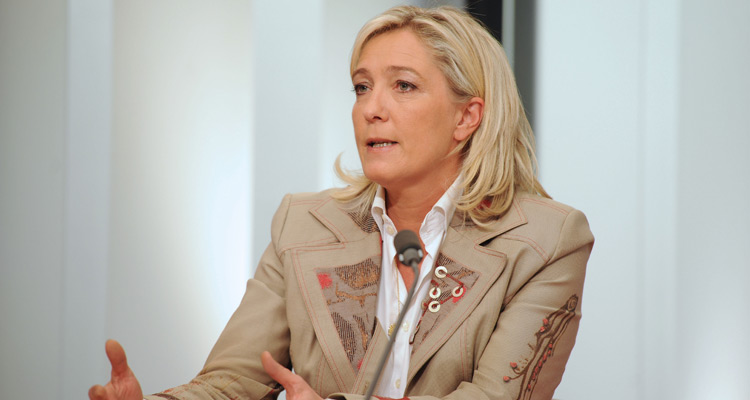 Marine Le Pen au Journal de France 2 et du JT de M6, le 19.45