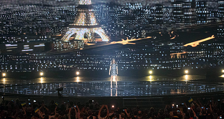 Eurovision 2017, en direct de Kiev : Alma peut-elle gagner ? Marianne James et Stéphane Bern passent au crible la chanson « Requiem »