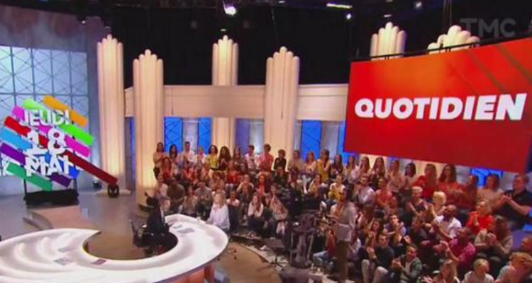 Quotidien : les pratiques de l’Elysée avec les journalistes dénoncées, Yann Barthès progresse mais reste à distance de TPMP