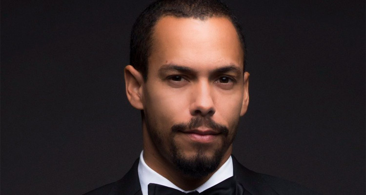 Bryton James (Les feux de l’amour) : « Devon et Neil vont se faire la guerre même s’il ne veut pas briser le cœur de son père »