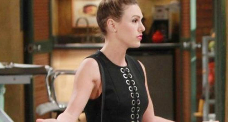 Les feux de l’amour (spoiler) : Chloe (Elizabeth Hendrickson) prise en otage, l’acte ultime de Victor Les feux de l’amour (spoiler) : Chloe (Elizabeth Hendrickson) prise en otage, l’acte ultime de Victor