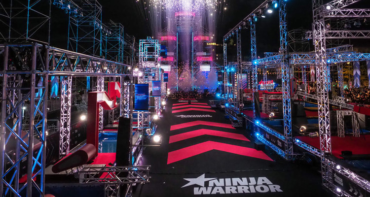 Programme TV du vendredi 23 juin : Ninja Warrior, Les Belges ça ose tout, TPMP refait l’année, Le plein de sensations, Rosewood…