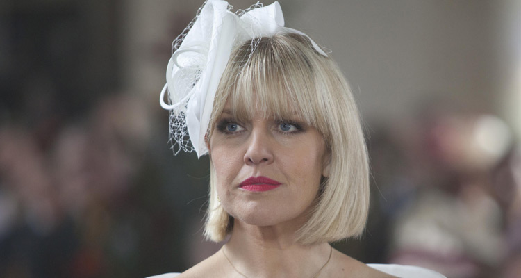 Agatha Raisin : Un mariage mouvementé et un mort, dans l’attente d’une saison 2 en suspens