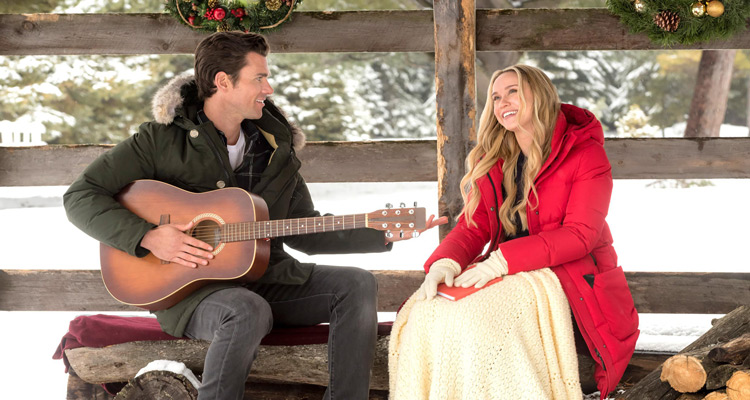 Une superstar pour Noël (M6) : Becca Tobin (Glee) en plein rêve avec Kevin McGarry (Heartland)