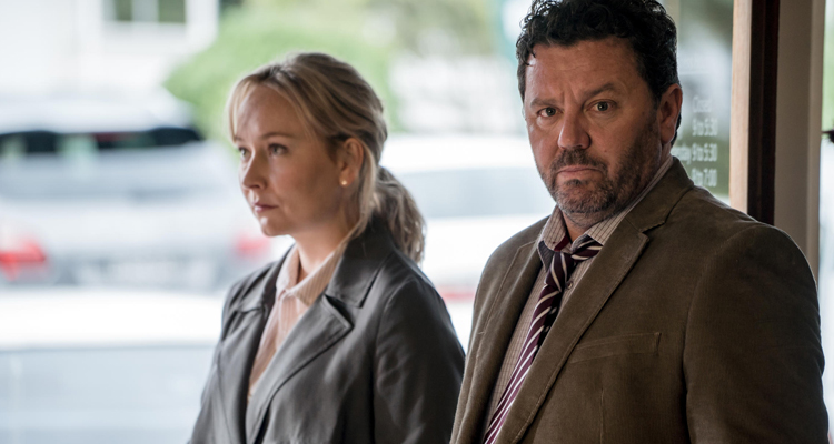 Brokenwood : une saison 5 pour Mike Shepherd et Neill Rea, face à un suspect atteint de la maladie d’Alzheimer ?