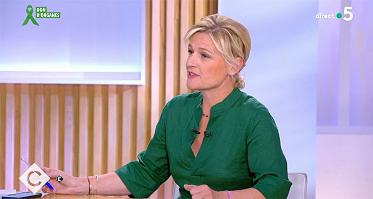 C à vous stoppé sur France 5, changement inattendu pour Anne-Elisabeth Lemoine à la rentrée